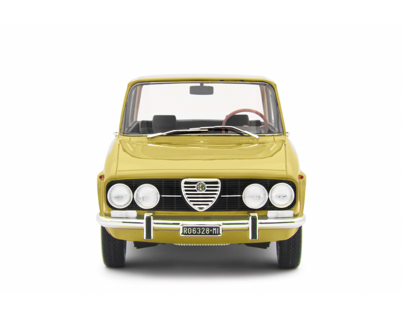 Alfa Romeo 2000 berlina 1971 Giallo piper 1:18 - 57663