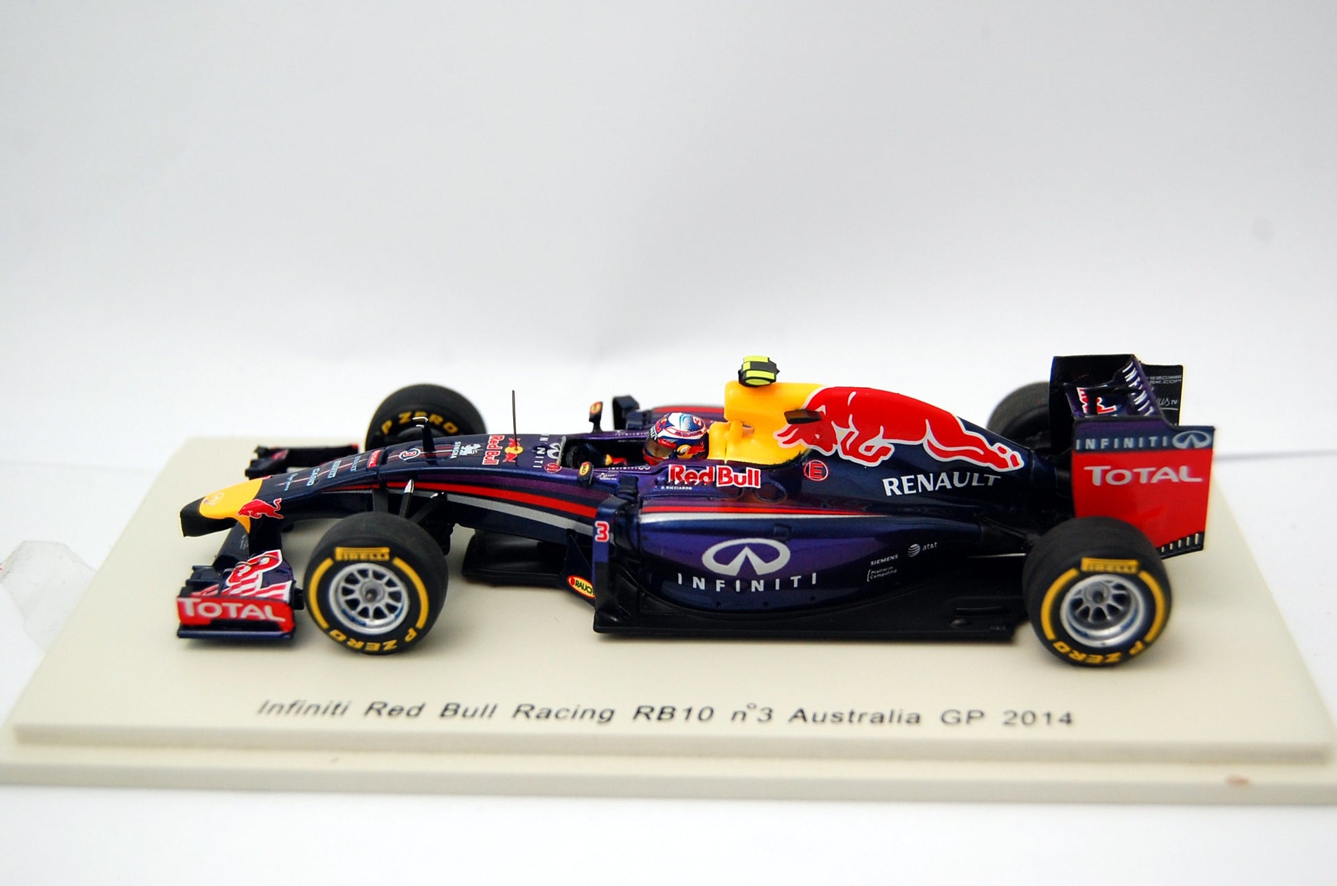 Infiniti Red Bull Racing RB Renault 10 Daniel Ricciardo Australia Gp 2014 1:43 - 5801