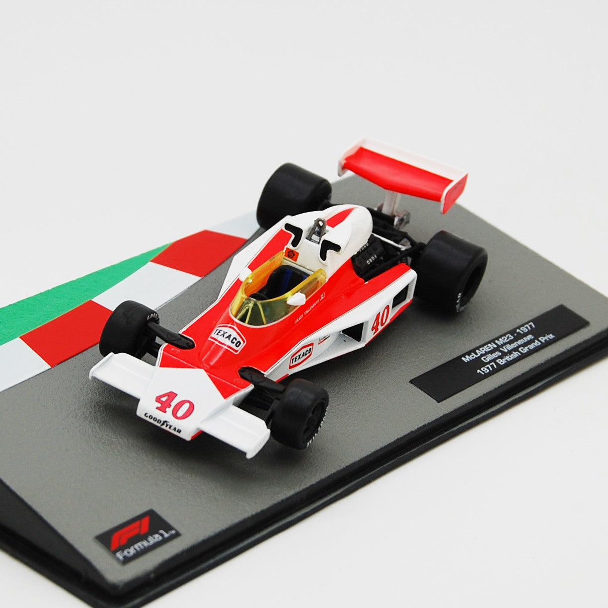 Mclaren Ford M23 1977 British GP Gilles Villeneuve 1:43 - 58424