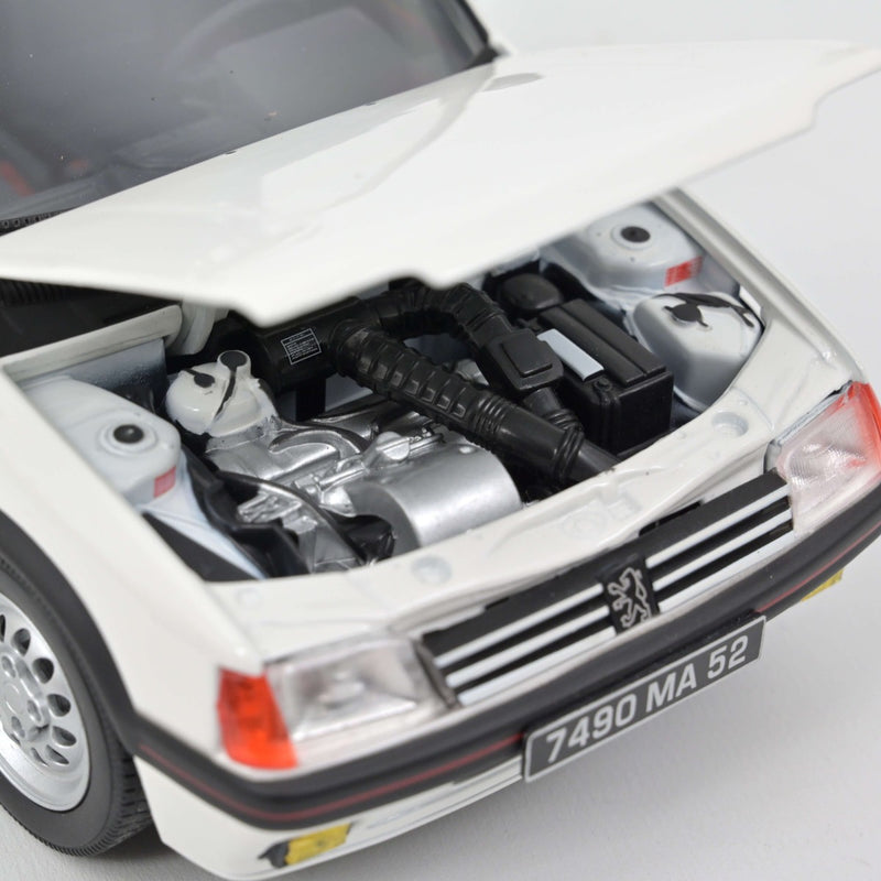 Peugeot 205 GTi 1.6 1988 White 1:18 - 58842