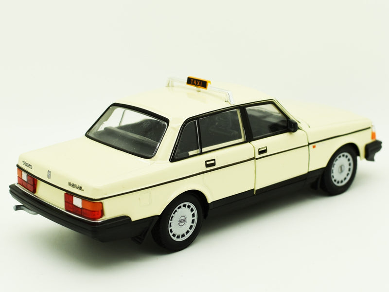 Volvo 240 GL 1986 Taxi 1:24 - 58988