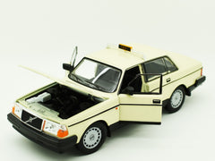 Volvo 240 GL 1986 Taxi 1:24 - 58991