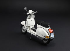 Vespa Piaggio PX 125-150 anno 1978 Kit Italeri 1:9-7