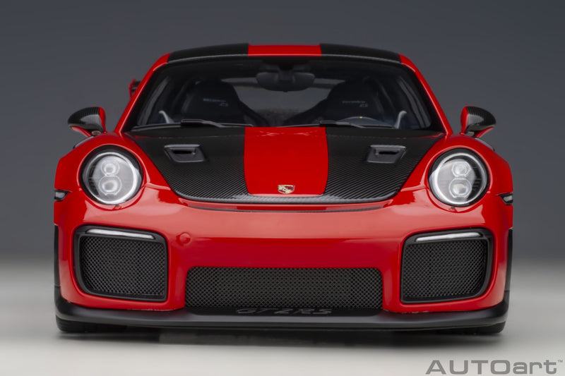 Porsche 911 (991 II) GT2 RS Weissach Package Guards Red 1:18 - 60253
