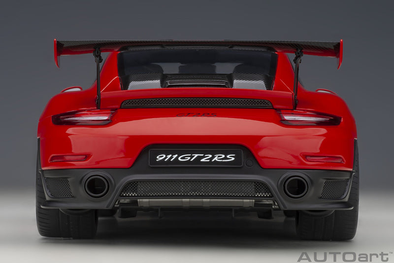 Porsche 911 (991 II) GT2 RS Weissach Package Guards Red 1:18 - 60254