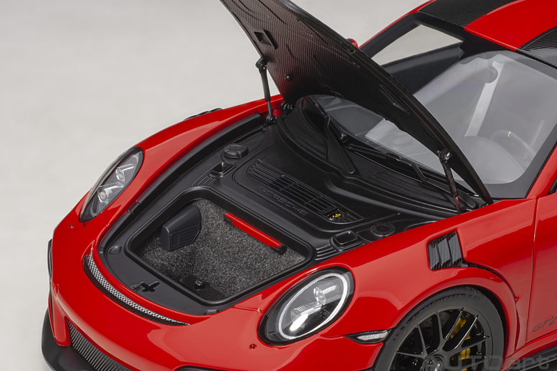Porsche 911 (991 II) GT2 RS Weissach Package Guards Red 1:18 - 60259
