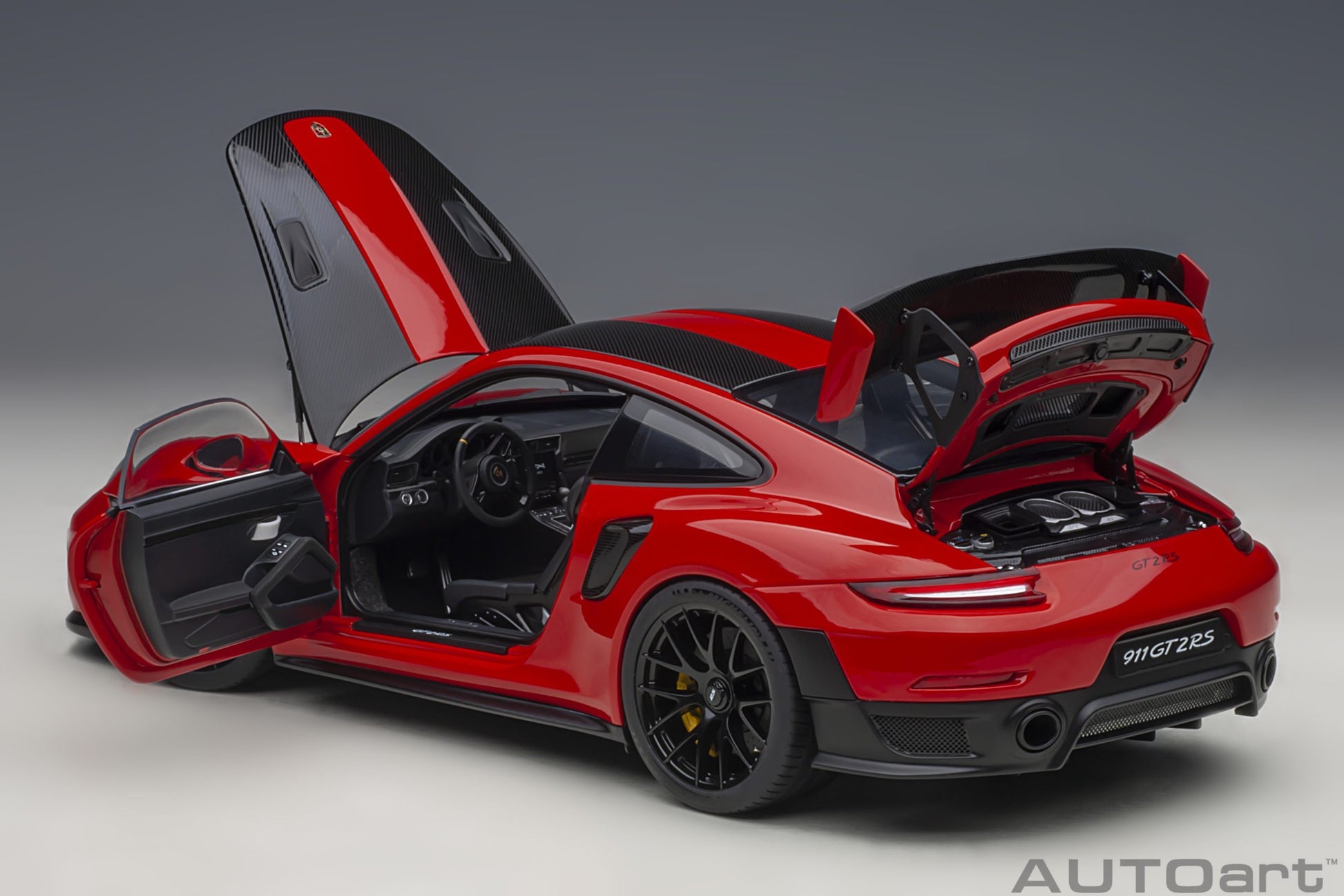 Porsche 911 (991 II) GT2 RS Weissach Package Guards Red 1:18 - 60261