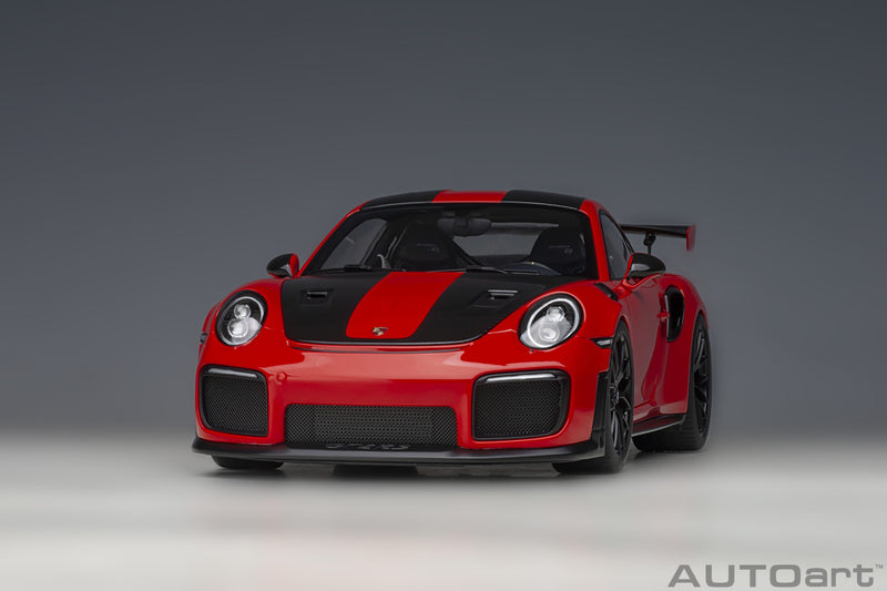 Porsche 911 (991 II) GT2 RS Weissach Package Guards Red 1:18 - 60264