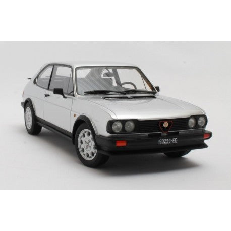 Alfa Romeo Alfa Sud Ti 1983 Silver 1:18-5