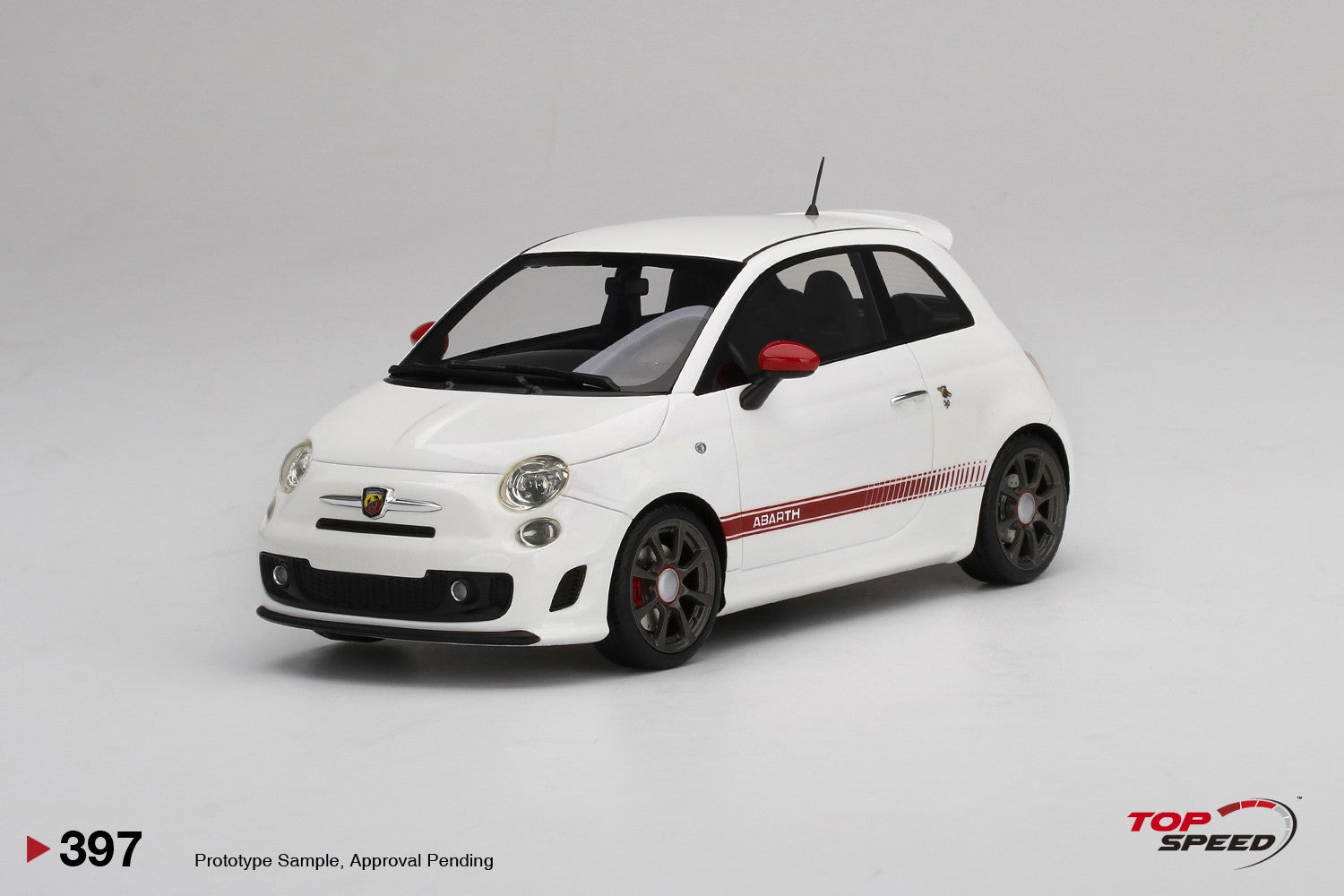 Abarth 595 Gara 2011 White 1:18 - 60531