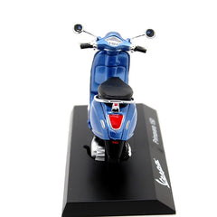 Vespa Piaggio Primavera 150 2013 Light Blue Metallic 1:18 - 61010