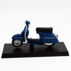 Vespa Piaggio 180SS 1965 Blue 1:18 - 61652