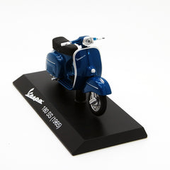 Vespa Piaggio 180SS 1965 Blue 1:18 - 61658