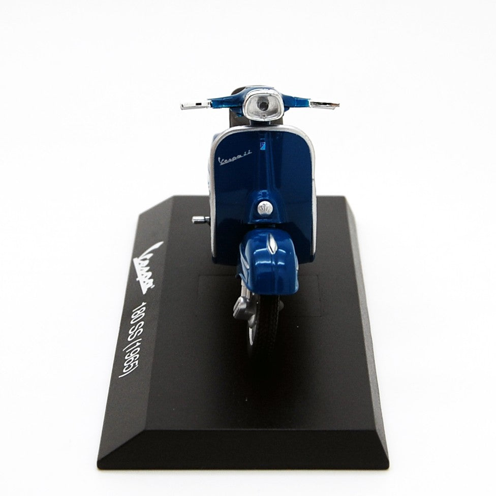 Vespa Piaggio 180SS 1965 Blue 1:18 - 61659