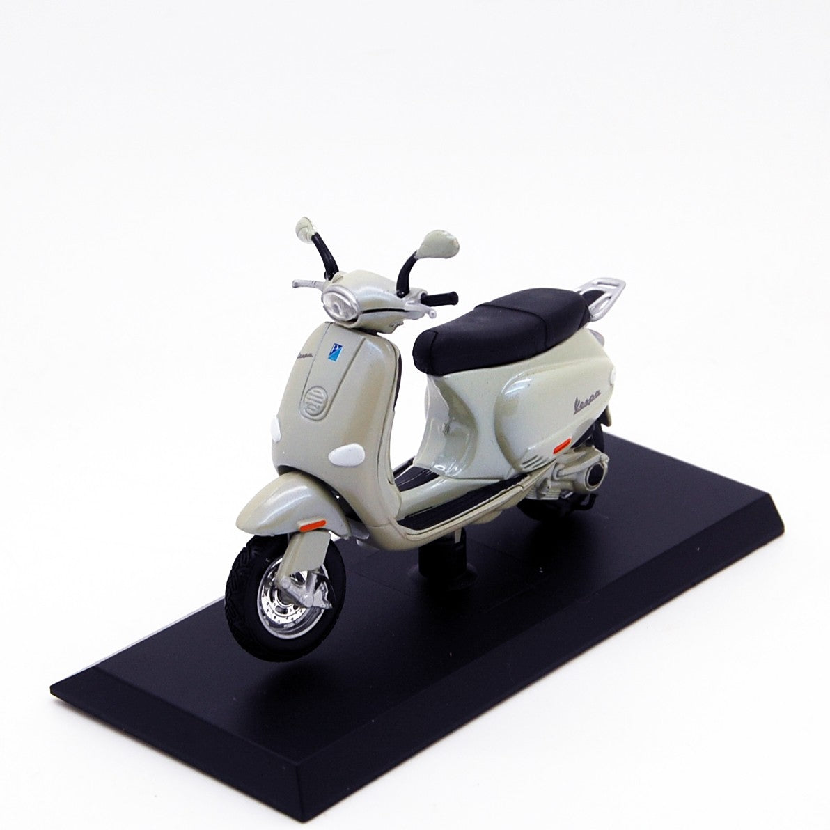 Vespa Piaggio ET4 2003 Beige Iridescente 1:18 - 61796