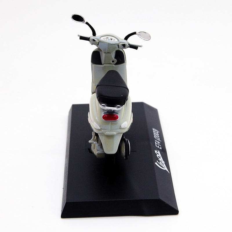 Vespa Piaggio ET4 2003 Beige Iridescente 1:18 - 61799