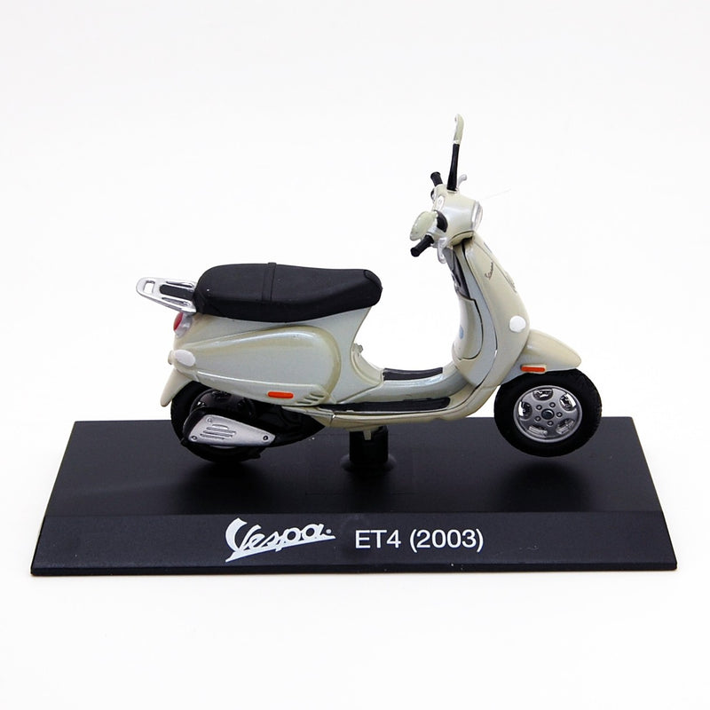 Vespa Piaggio ET4 2003 Beige Iridescente 1:18 - 61801