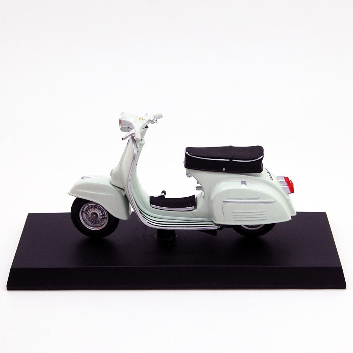Vespa Piaggio 125 Super 1965 Bianco Perla 1:18 - 61815