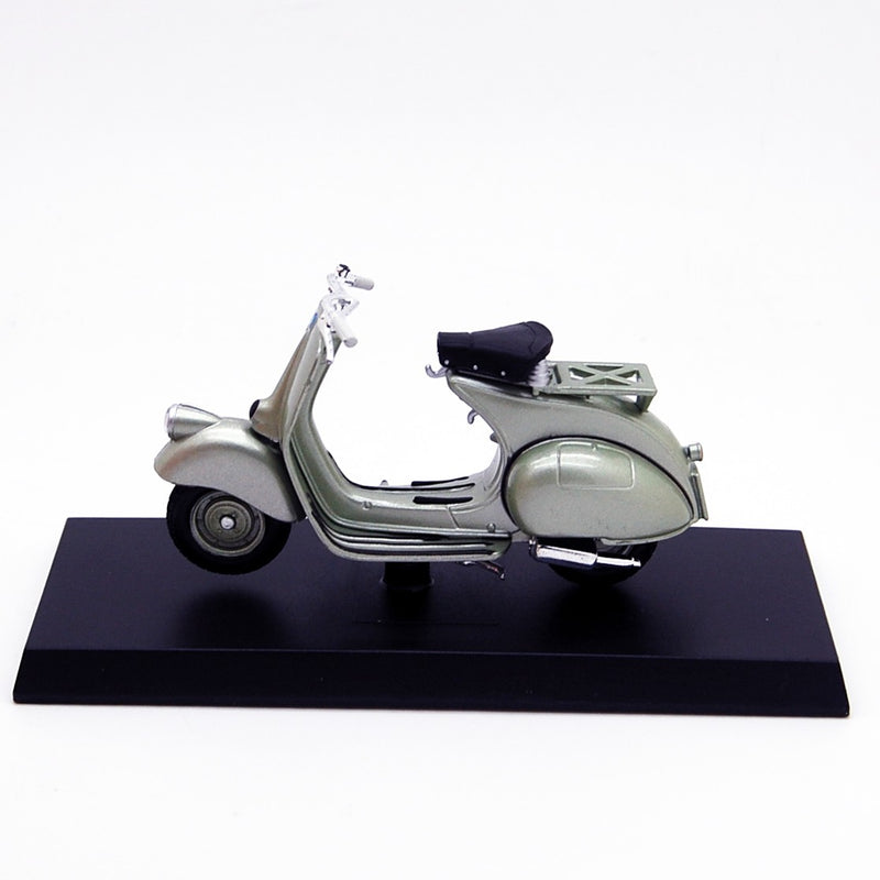 Vespa Piaggio 125 1948 Verde 1:18 - 61869