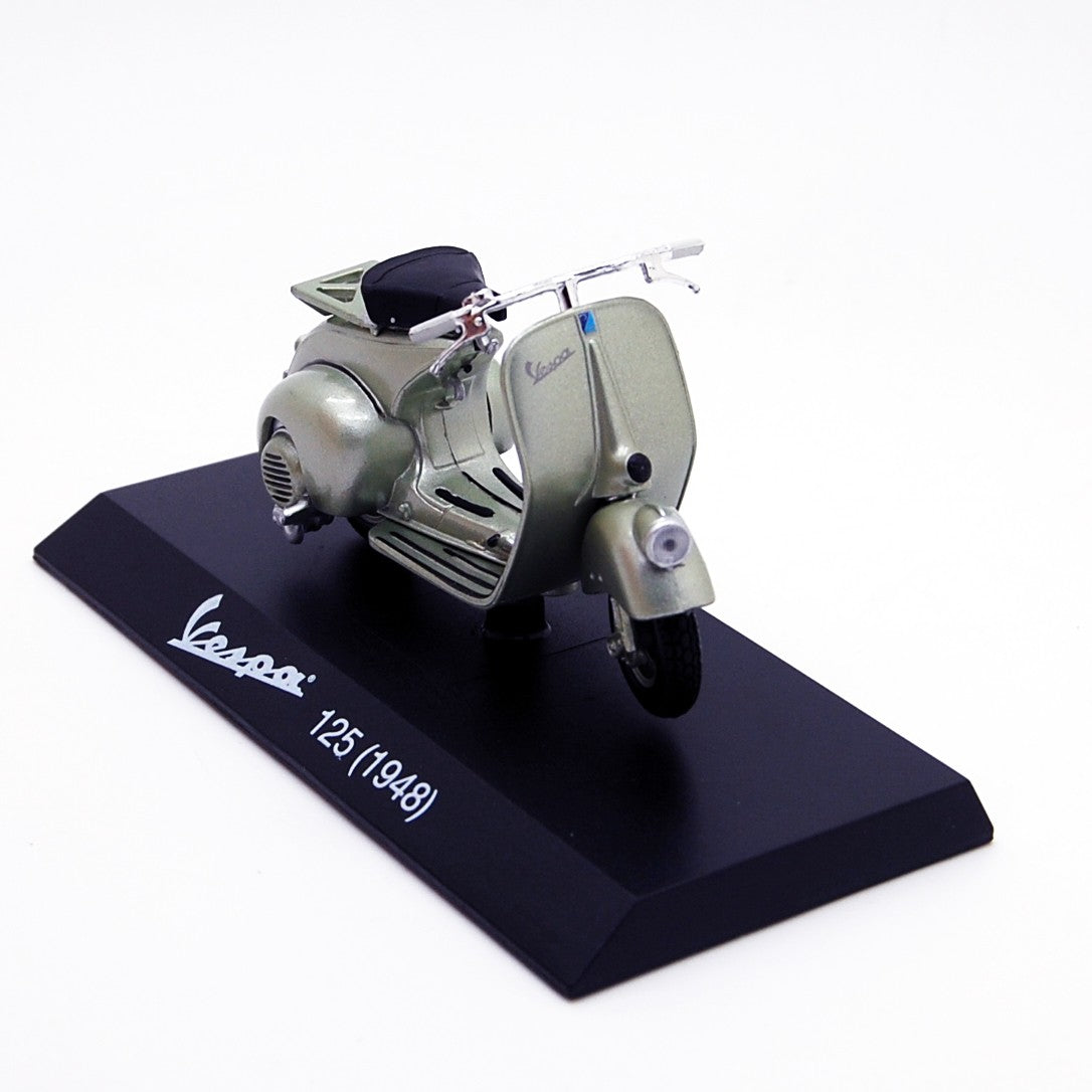 Vespa Piaggio 125 1948 Verde 1:18 - 61875