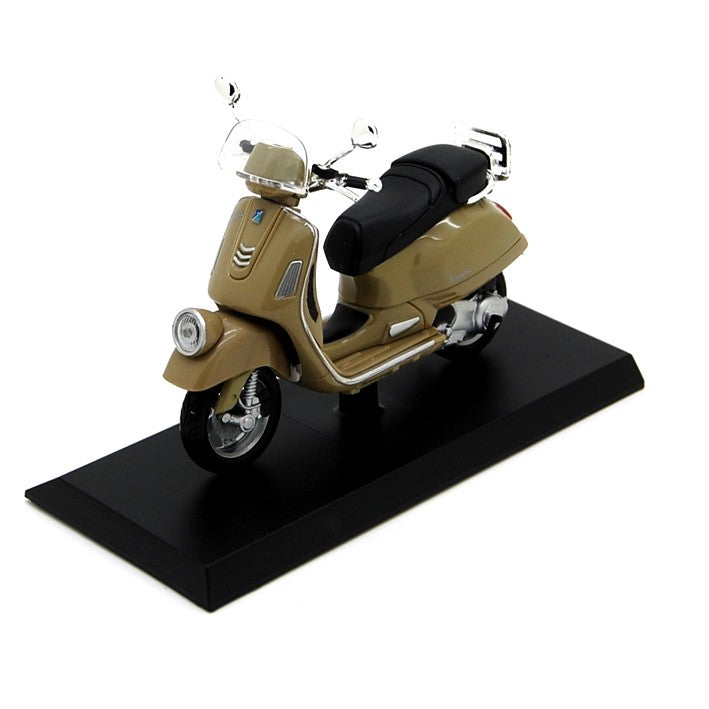 Vespa Piaggio GT 250 2006 Beige 1:18 - 61886