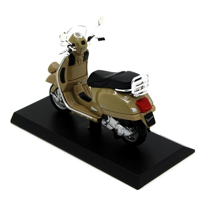 Vespa Piaggio GT 250 2006 Beige 1:18 - 61888