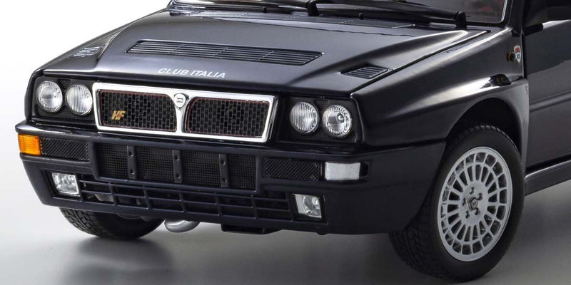Delta Integrale Evolution II 1992 Club Italia dark blue 1:18 - 62042