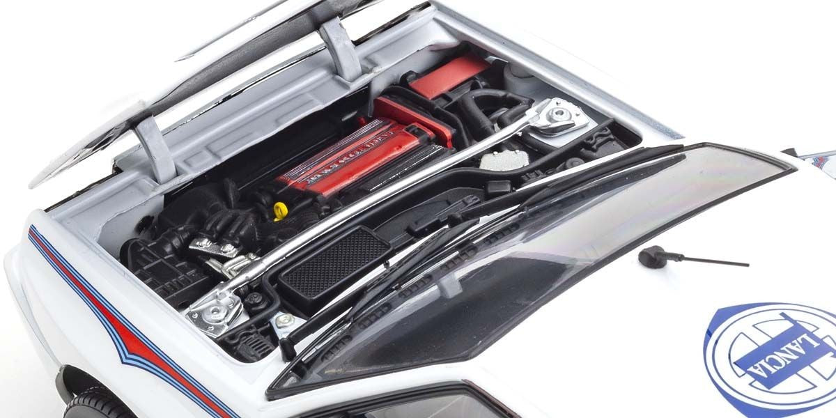 Delta Integrale Evolution II 1992 Martini 6  1:18 - 62071