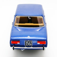 Alfa Romeo 2000 Berlina 1971 Blu Pervinca Metallizzato 1:18 - 62386