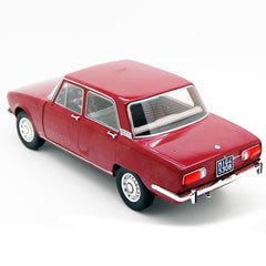 Alfa Romeo 1750 Berlina 1968 Prugna 1:18 - 62411