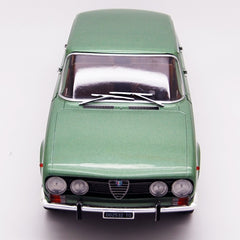 Alfa Romeo 1750 Berlina 1969 Verde Oliva Metallizzato 1:18 - 62440