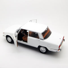Alfa Romeo 1750 Berlina 1969 Bianco 1:18 - 62463