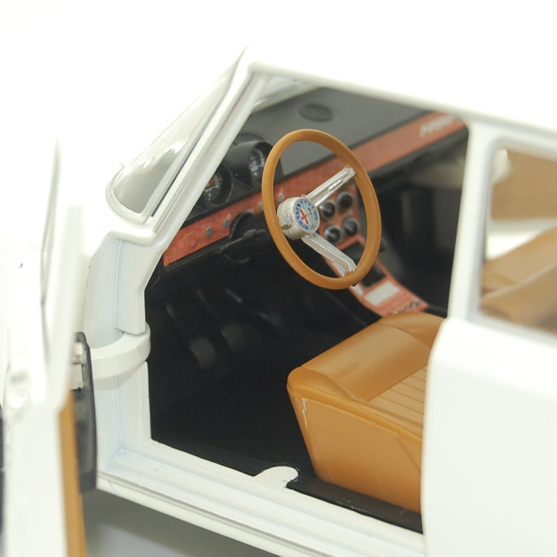 Alfa Romeo 1750 Berlina 1969 Bianco 1:18 - 62464