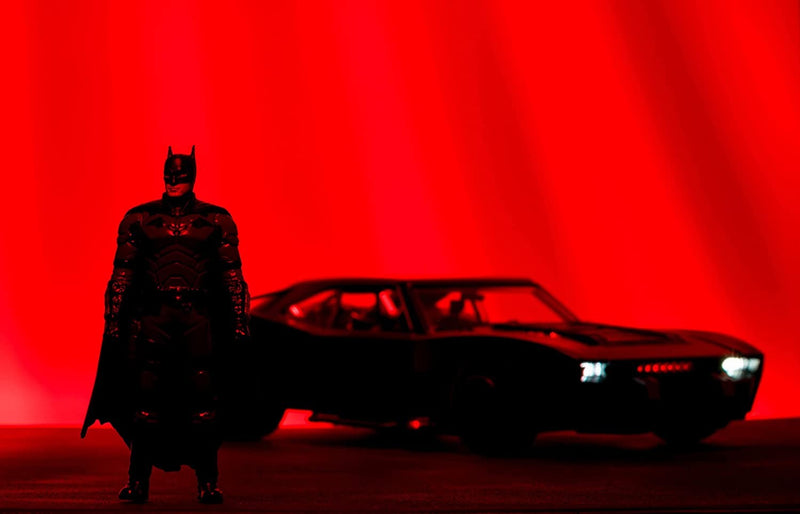 Batmobile 2022 with Batman Figure 1:18 - 63220