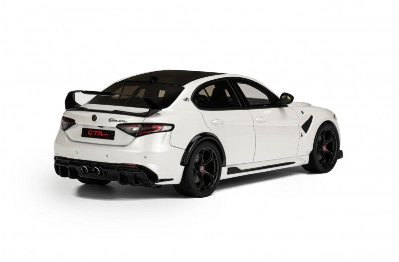Alfa Romeo Giulia GTAM 2020 Trofeo White 1:18 - 63278
