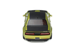 Dodge Challenger R/T Scat Pack Widebody 2020 green metallic / black 1:18 - 63464