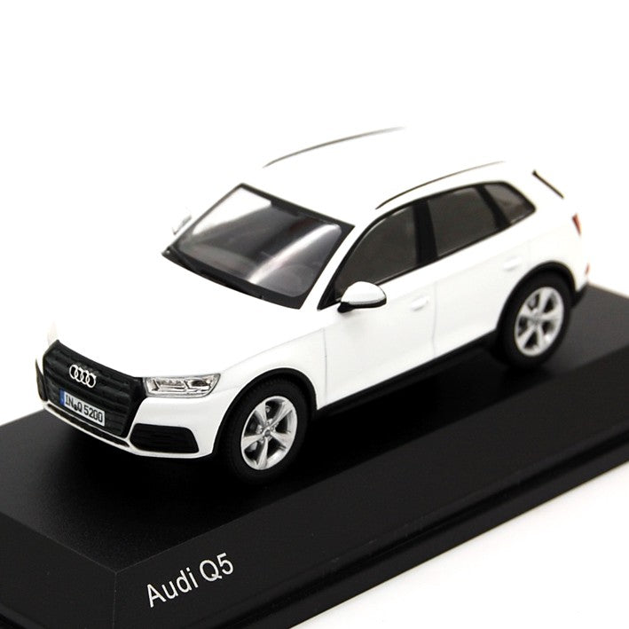 Audi Q5 2017 Ibis White 1:43 - 63497