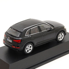 Audi Q5 2017 Myth Black 1:43 - 63521