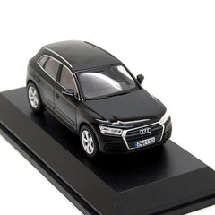 Audi Q5 2017 Myth Black 1:43 - 63523