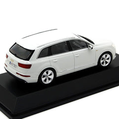 Audi Q7 2015 Glacier White 1:43 - 63538