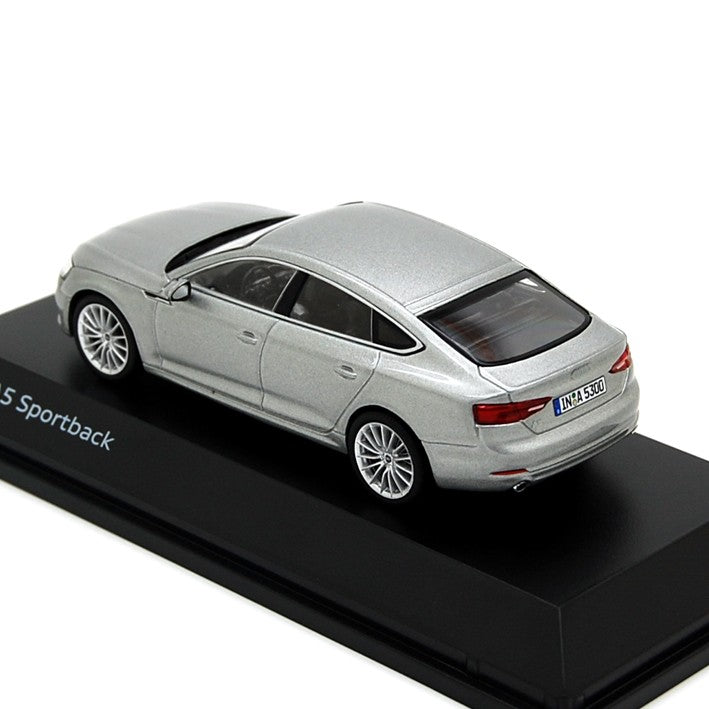 Audi A5 Sportback 2016 Florett Silver 1:43 - 63646