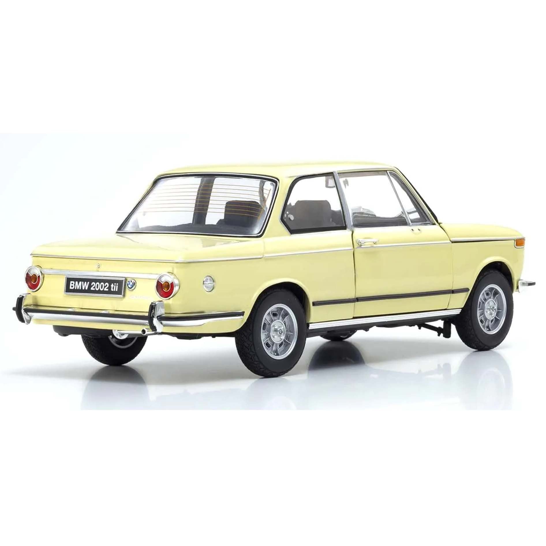 BMW 2002 tii 1972 Beige 1:18 - 64029