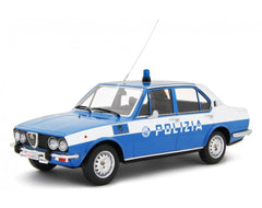 Alfa Romeo Alfetta 1.8 1975 "Polizia Stradale" Scudo Largo Azzurro 1:18 - 64376