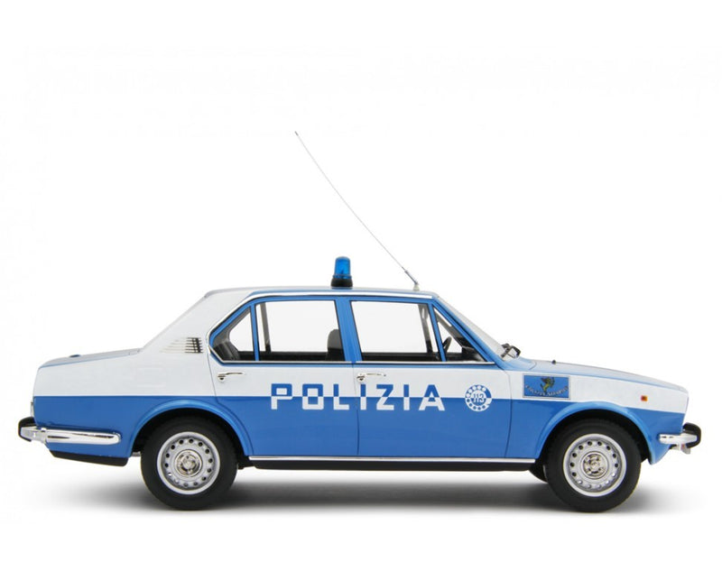 Alfa Romeo Alfetta 1.8 1975 "Polizia Stradale" Scudo Largo Azzurro 1:18 - 64380