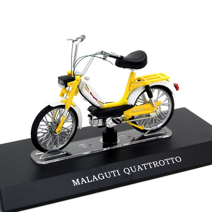Malaguti Quattrotto ciclomotore 1:18 - 64525