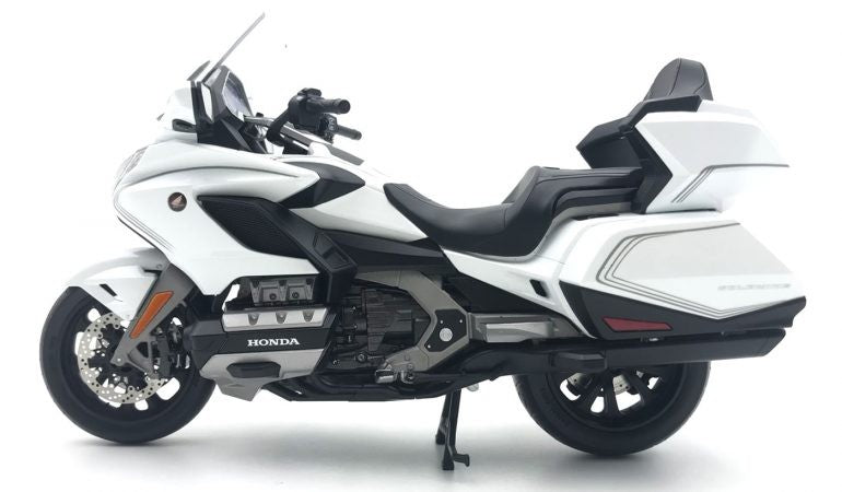 Honda Goldwing Tour 2020 White 1:12 - 65263
