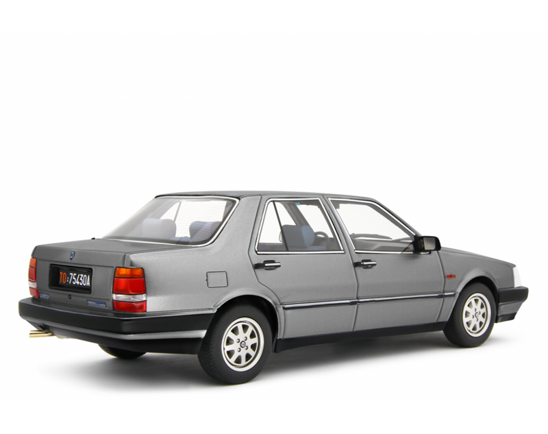 Lancia Thema 2.0 i.e. Turbo 1984 Grigio Metallizzato 1:18 - 66206