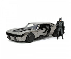 Batmobile 2022 Comic Con with Batman Figure Black Chrome 1:24 - 66942