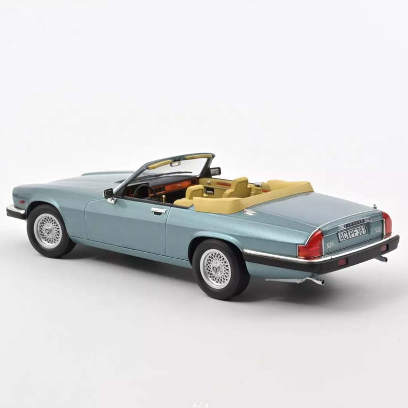 Jaguar XJ-S Cabriolet 1988 Bleu Métallisé 1:18 - 67020