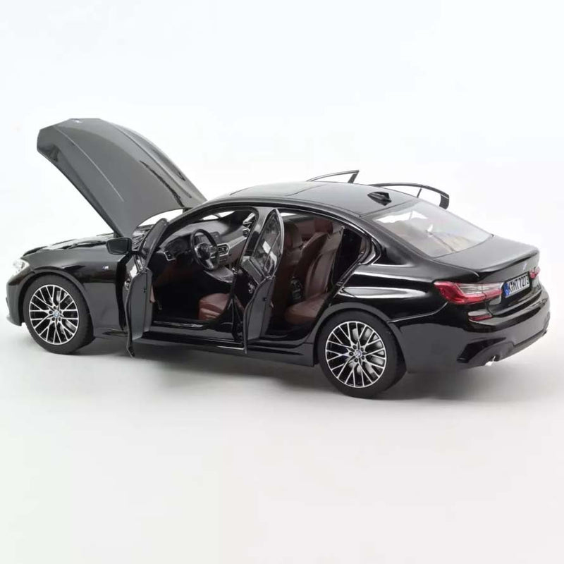 BMW 330i 2019 G20 Black metallic 1:18 - 67125